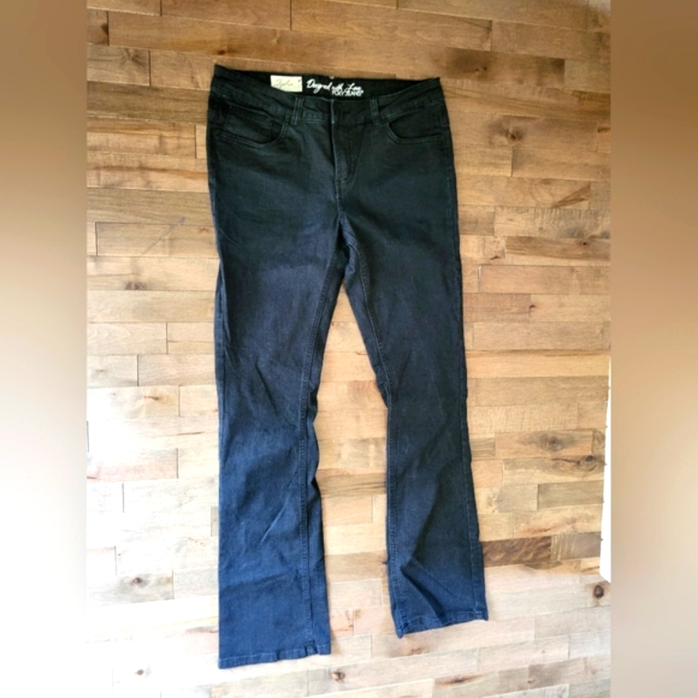Long foxy black jeans